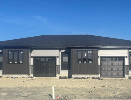 21 Tulip Ridge Boulevard Paradise, Newfoundland & Labrador A1L4N7